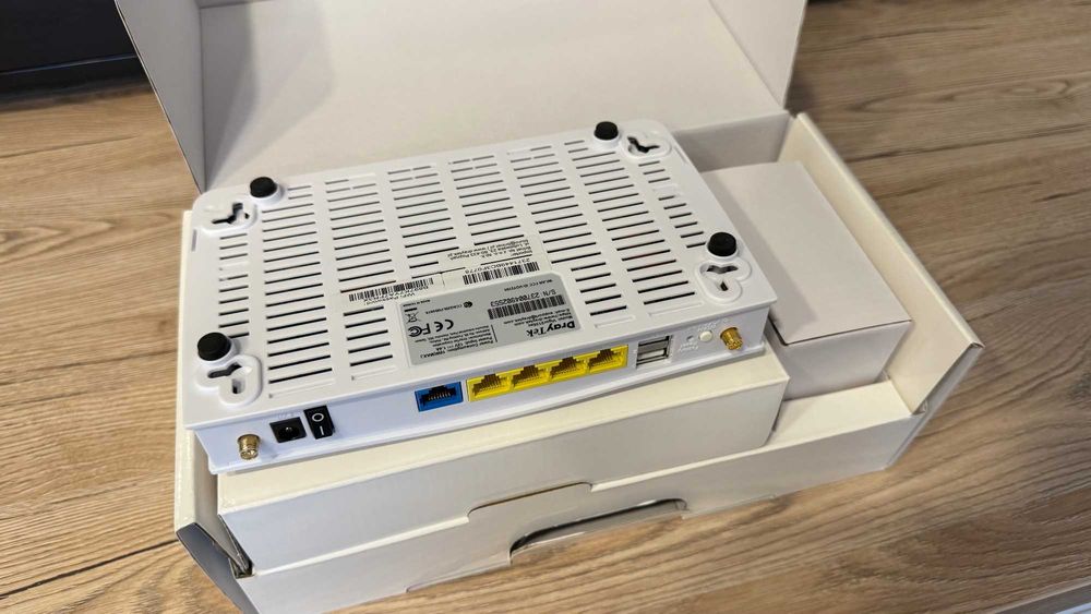 Router DrayTek Vigor 2135