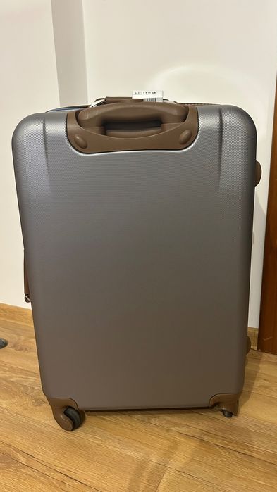 Walizka na kółkach Tommy Hilfiger