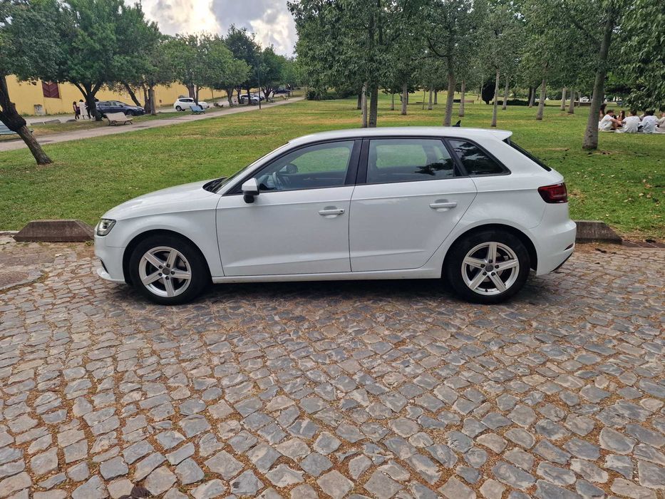 Audi A3 Sportback 1.6 TDI - 2020 - Em ótimo estado