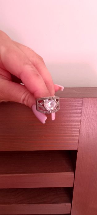 Pierścionek Apart z oczkiem serce cyrkonie z Albanii