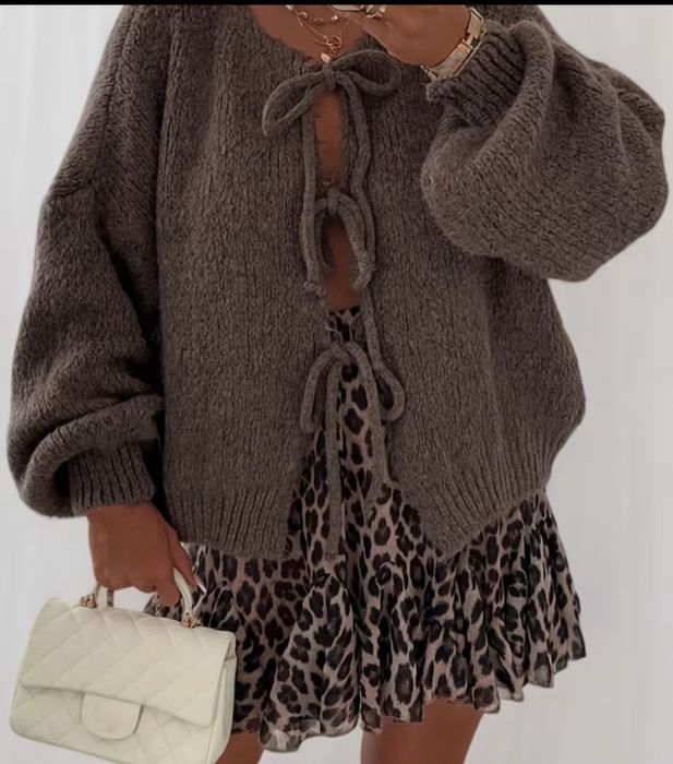 Czekoladowy sweterek z wiazaniem s