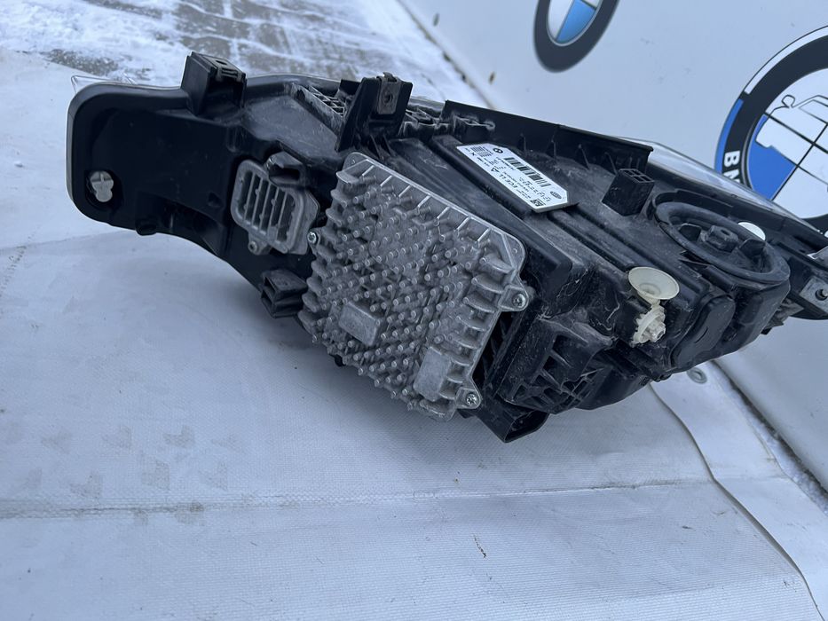 Фара передня права лед bmw f30 f31