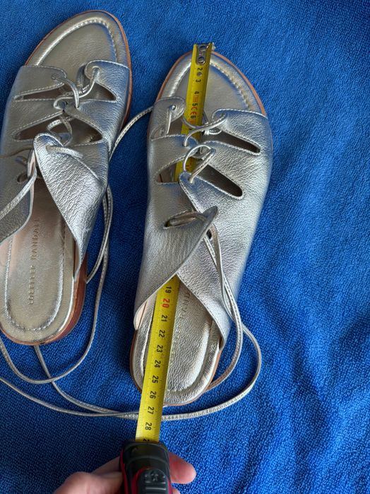 Фірмові шкіряні босоніжки