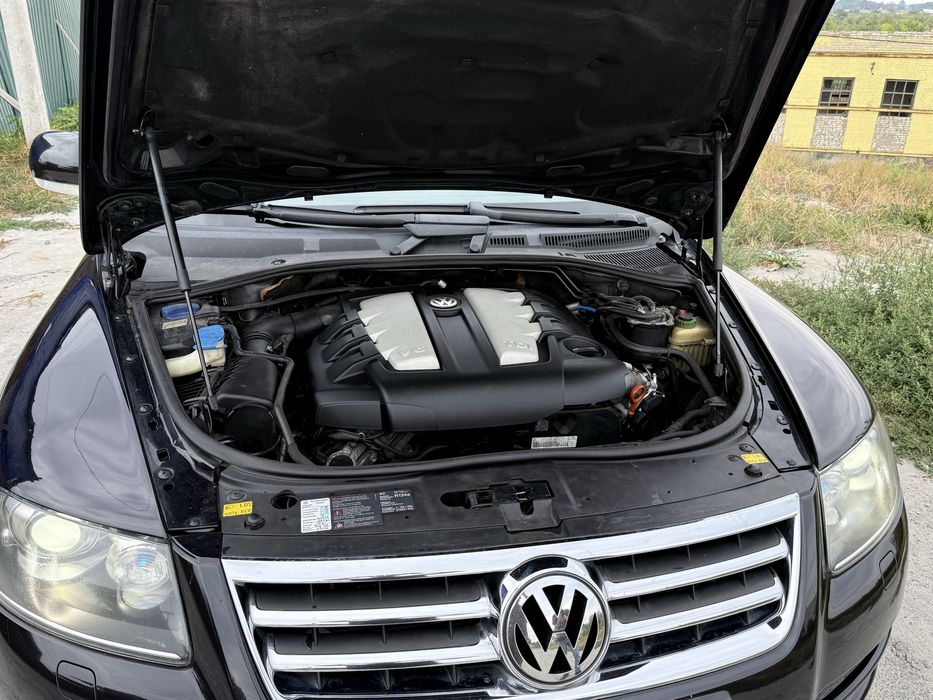 Продам Volkswagen Touareg 3.0 D