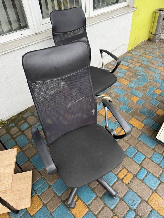 Розпродаж меблів, столи лофт, тумби, крісла, стелажі, стільці, стелажі