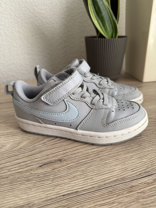 Кросівки Nike шкіряні розмір 27,5