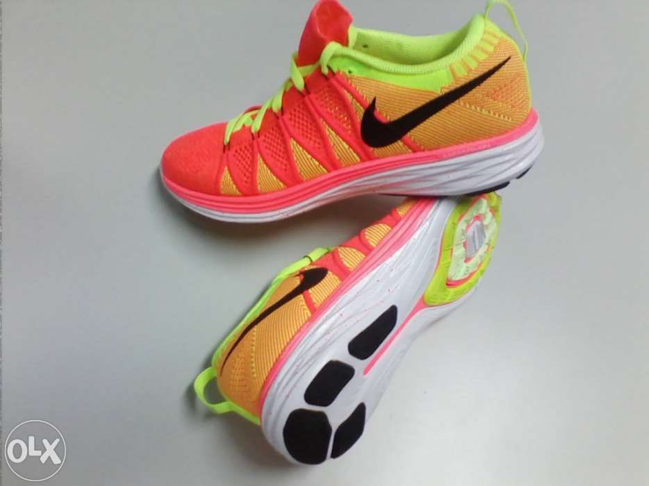 Nike Flyknit Lunar n.º 41 - novas e originais RUNNING - PROMOÇÃO