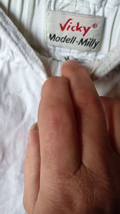 Spodnie damskie białe bawełniane L