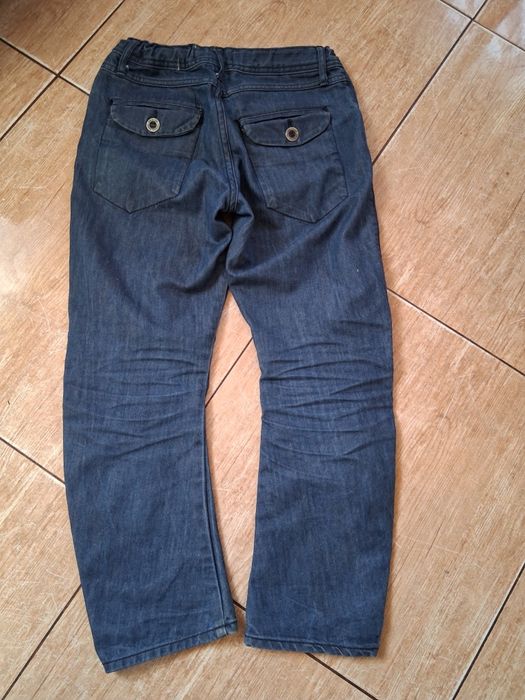 Dżinsy chłopięce r 146-152
