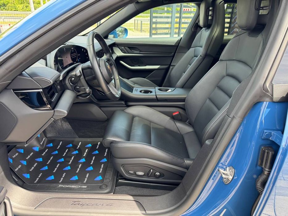 Porsche Taycan Cross Turismo 2023 freshauto
