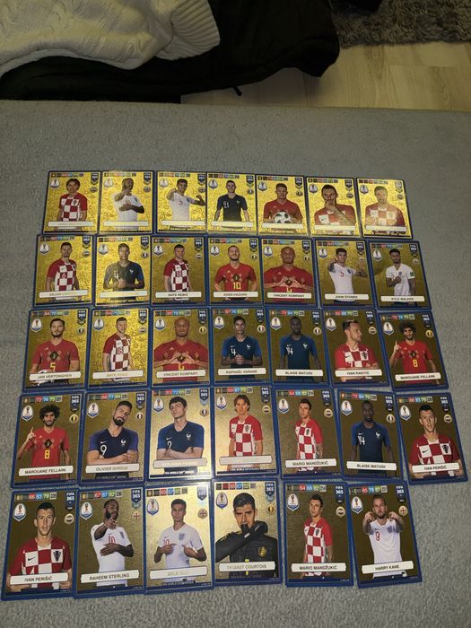 Karty piłkarskie Panini FIFA 365 – zestaw GOLD