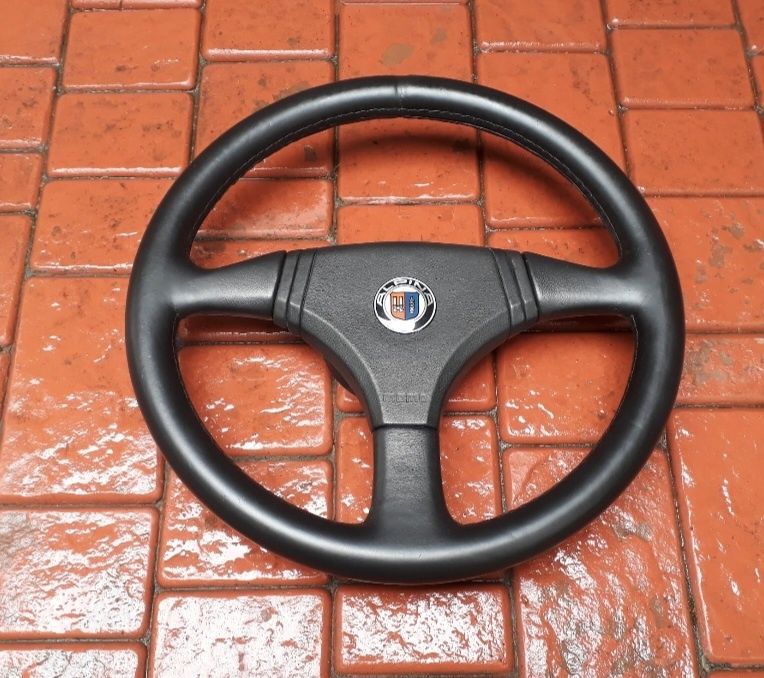 Спорт рули momo bmw audi nardi raid omp vicktor mersedes