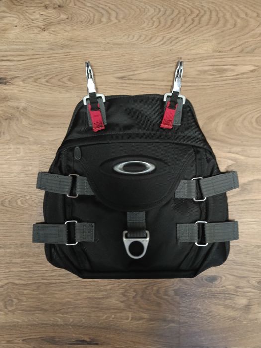 Oakley AP rollerbag tactical