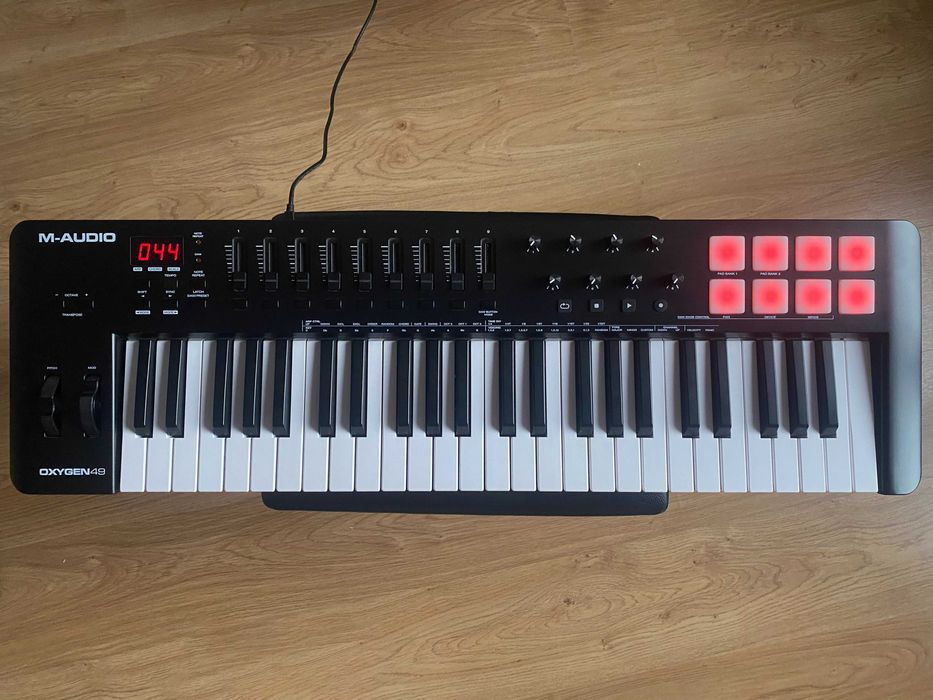 MIDI-клавіатура M-Audio Oxygen 49 MK V