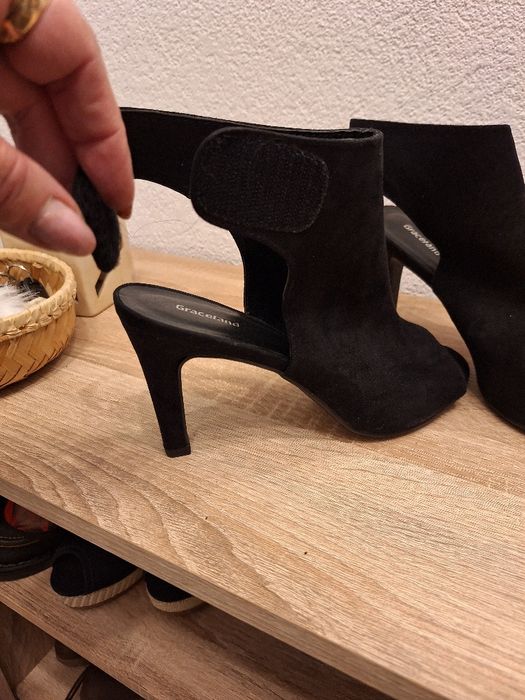 Buty letnie damskie