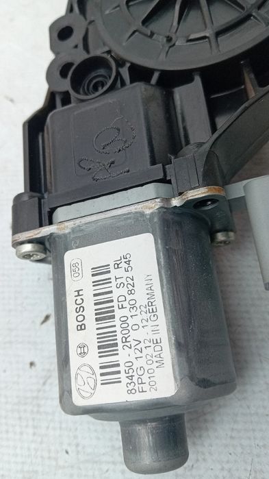 Motor vidro trás esquerdo HYUNDAI i30 (FD)