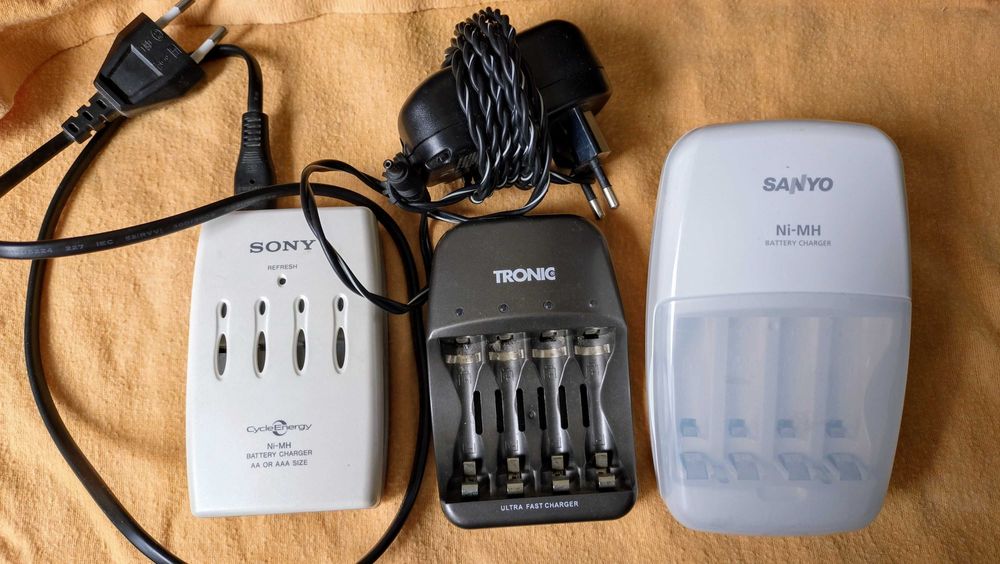 Carregadores Pilhas Inteligentes, AA AAA Sony, Sanyo,Tronic