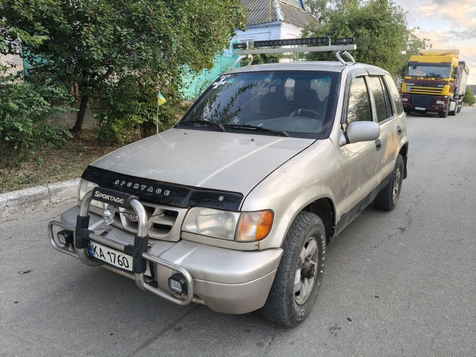 продам kia sportage