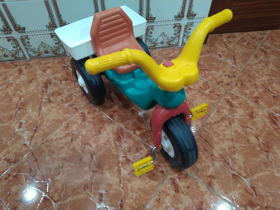 Bebé criança quarto apartamento casa brinquedos