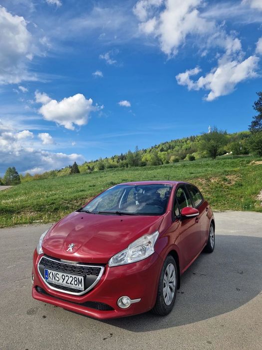 Peugeot 208