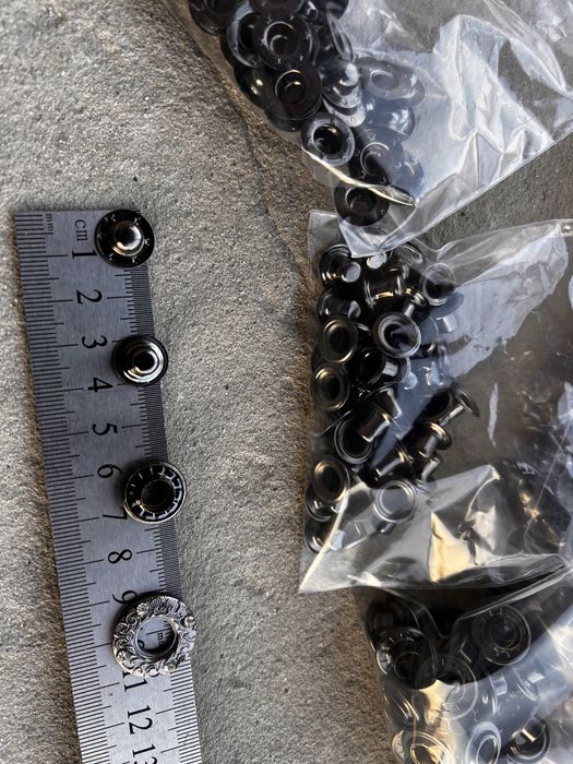 Кнопки метал 50 шт -100 грн