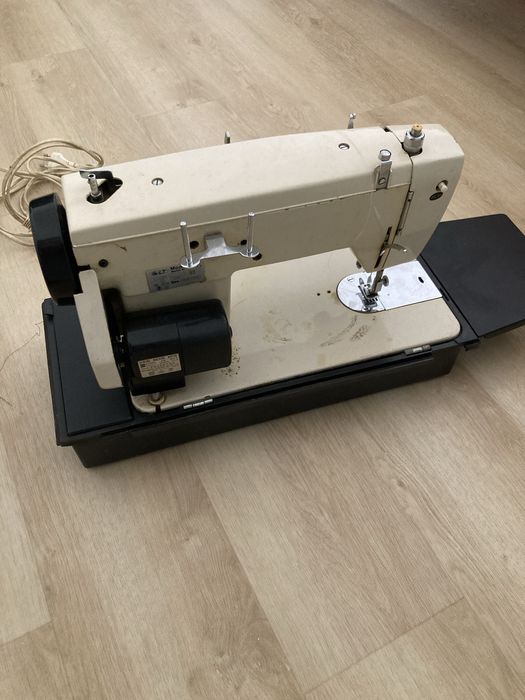 Máquina de costura