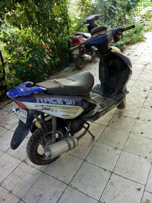 Продам скутер Viper Race 50