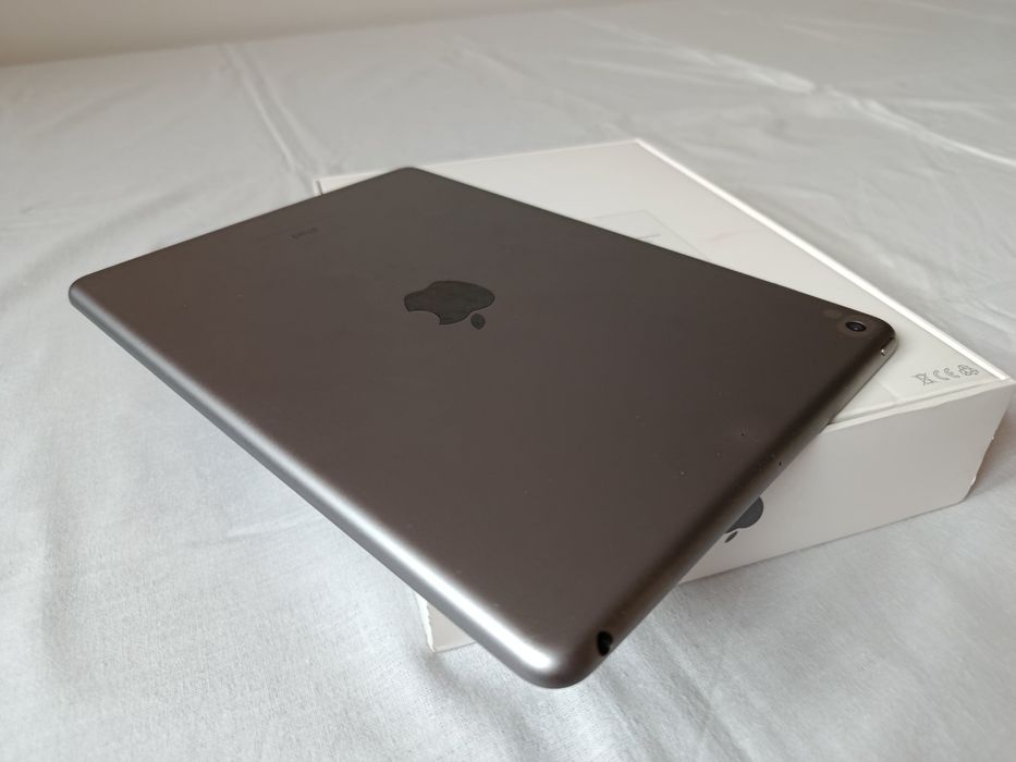 Tablet Apple IPad 6th 128GB Wi-Fi