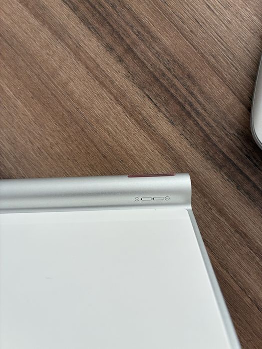 Mini MAC + keyboard + mouse apple