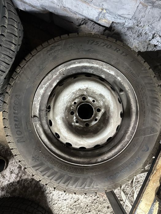 Резина зима 175/70/13 Matador