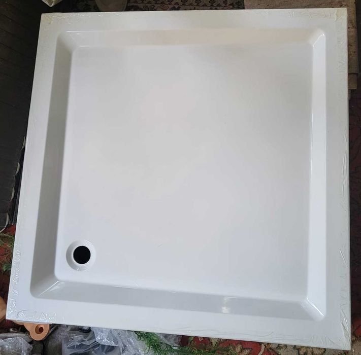 Brodzik 90x90, wysokość 16cm, syfon 52