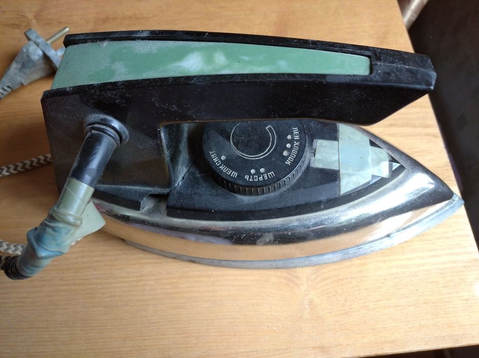 Праска, утюг старого зразка