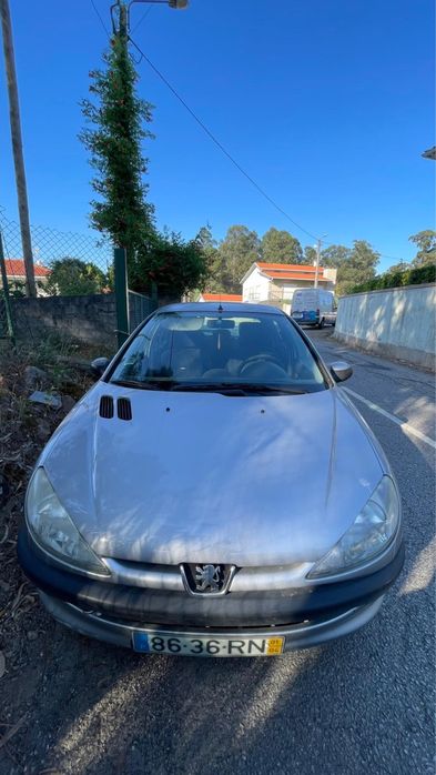 Peugeot 206,ano 2001