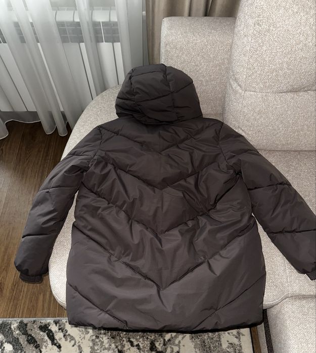 Зимова куртка в шоколадному кольорі