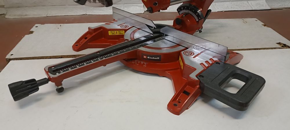 Торцовочная пила с протяжкой Einhell TC-SM 2131/1 из Германии.