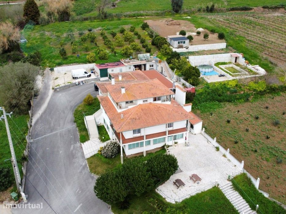 Habitação com piso para restauração