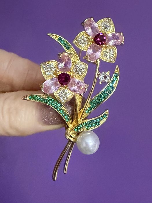 Przepiękna broszka/ zawieszka