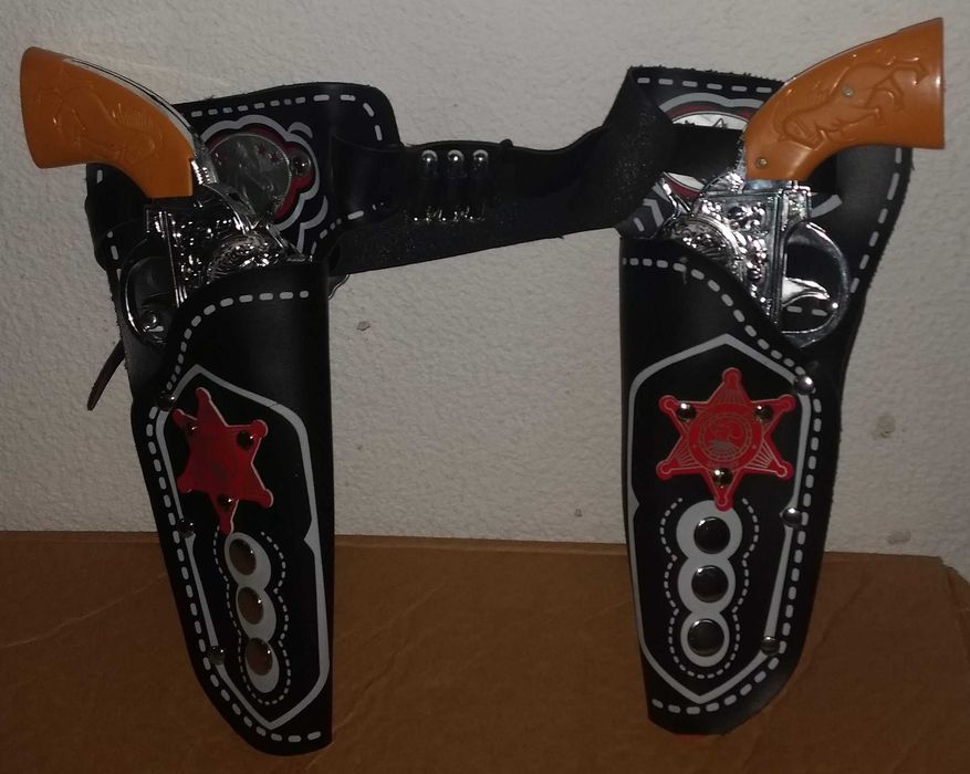 Acessórios carnavalescos. DESDE 1€.