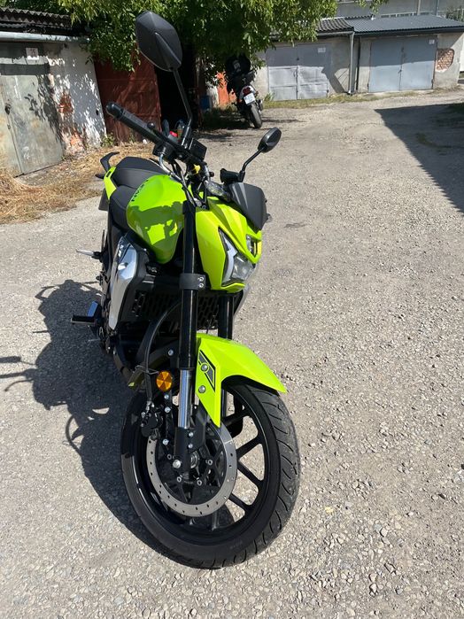 Продаю мотоцикл Lifan SR220 4V