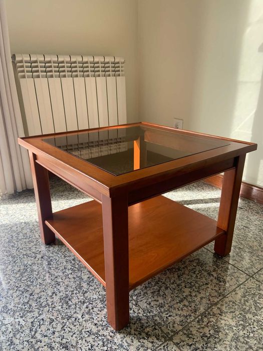 Mesa de Apoio em Madeira Maciça e Vidro