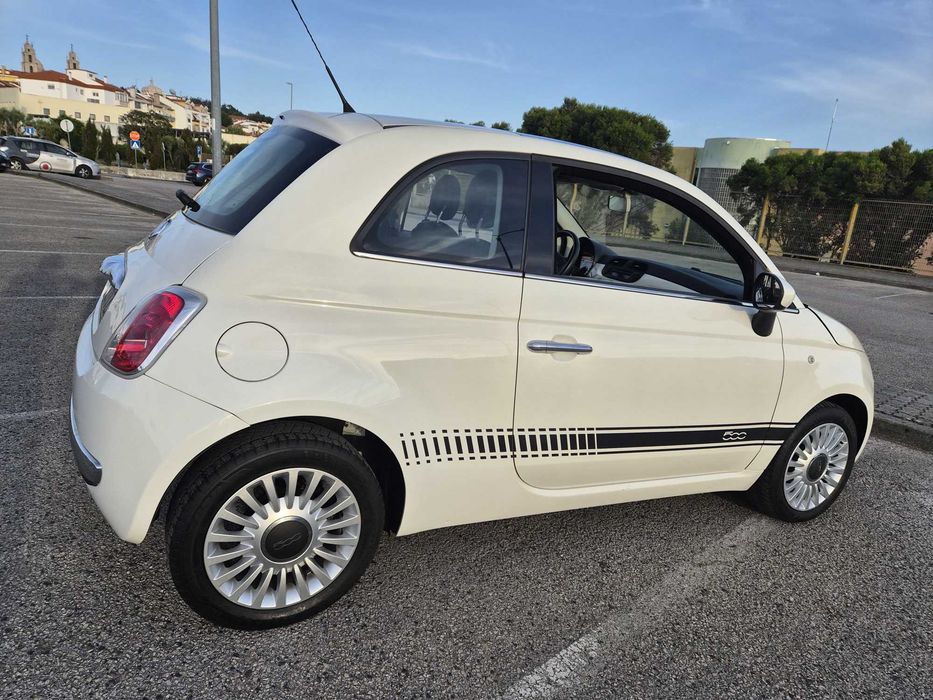Fiat 500 2012 em ótimo estado 140.000 KM 1.2 cilindrada