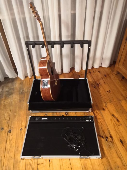 Warwick pedalboard +stoiak gitarowy