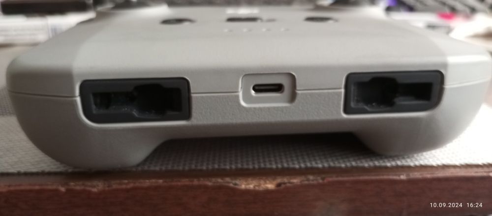 Продам пульт dji c5