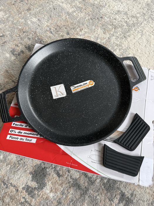 кругла сковорода Klaus з антипригарним покриттям, діаметром 32 см