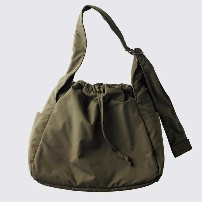 Сумка на плече Uniqlo Soft Puffy
