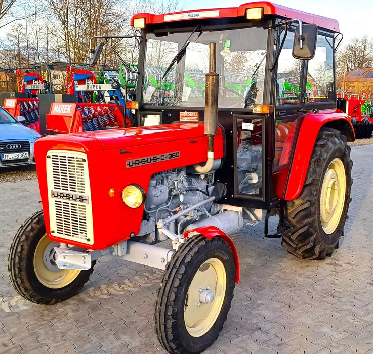 Kabina CIĄGNIKOWA  c360 , C330 NAGLAK SZYMCZAK Szyszka  błotniki  PCV