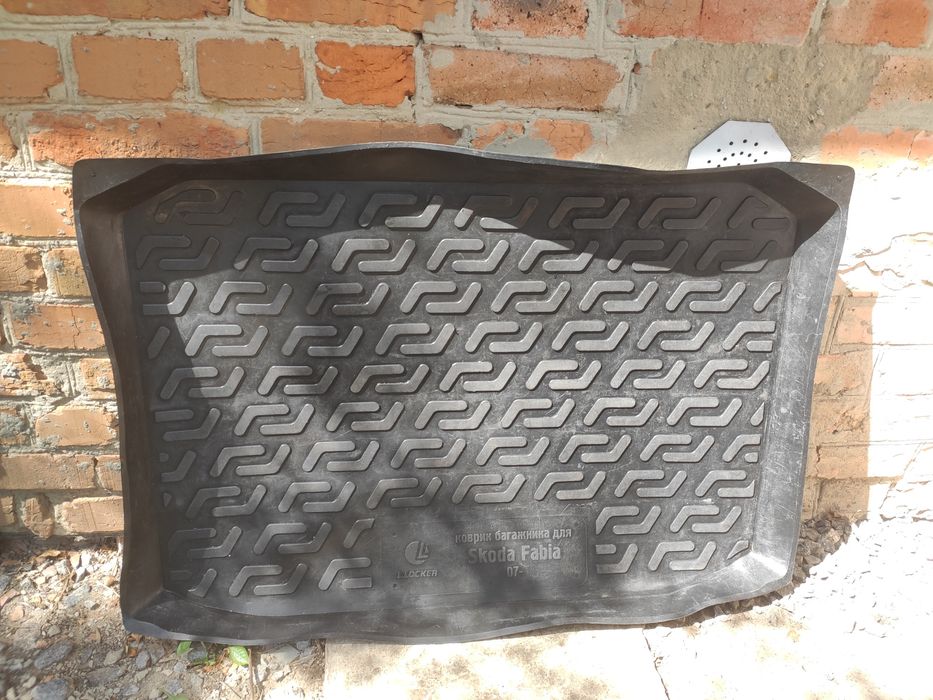 Килимок Skoda fabia 2 хетчбек