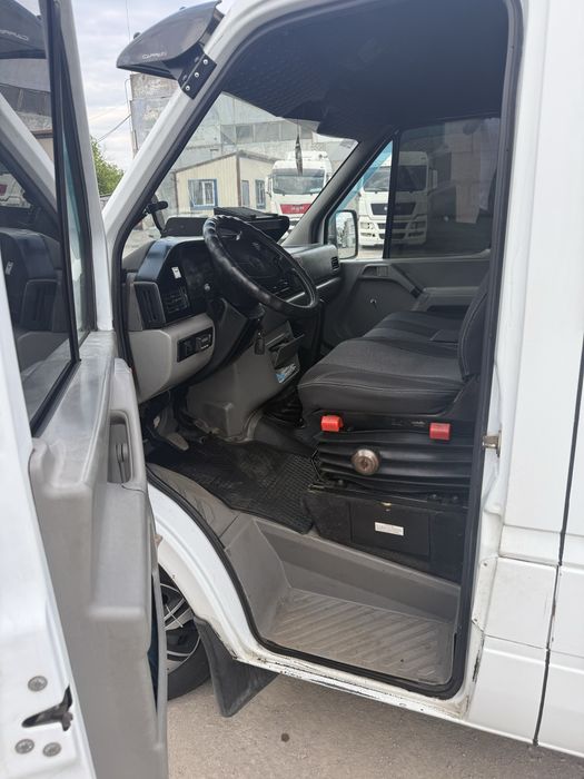 LT 35 пассажир 18+1
