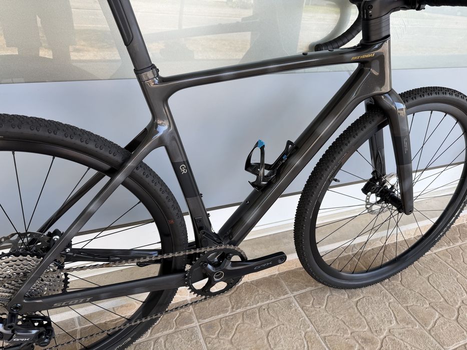 Bicicleta de Gravel Scott - Impecavel - Carbono