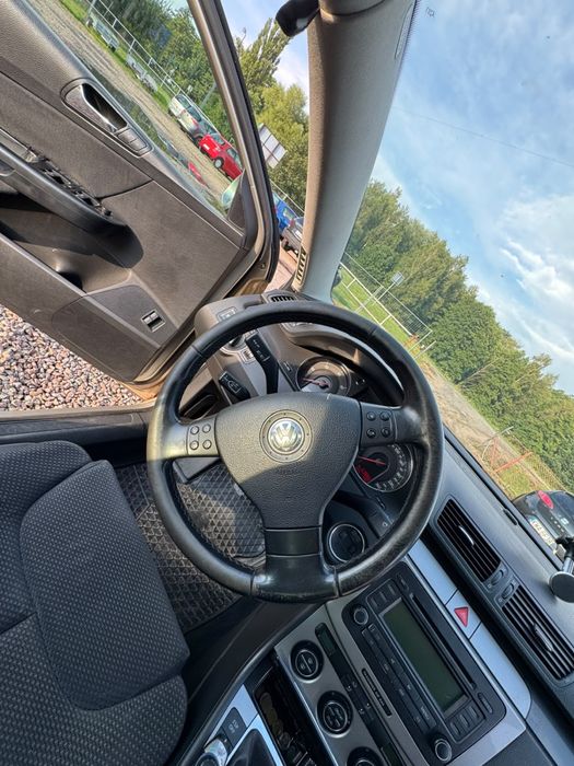 Passatz B6 2.0 TDI 2007 rok – sprzedam na części!